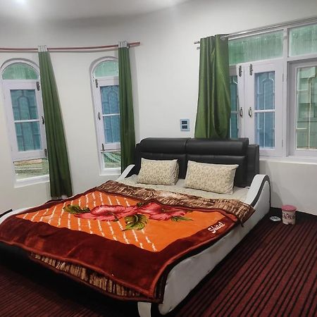 New Delight Hotel Kanzalwan Ngoại thất bức ảnh